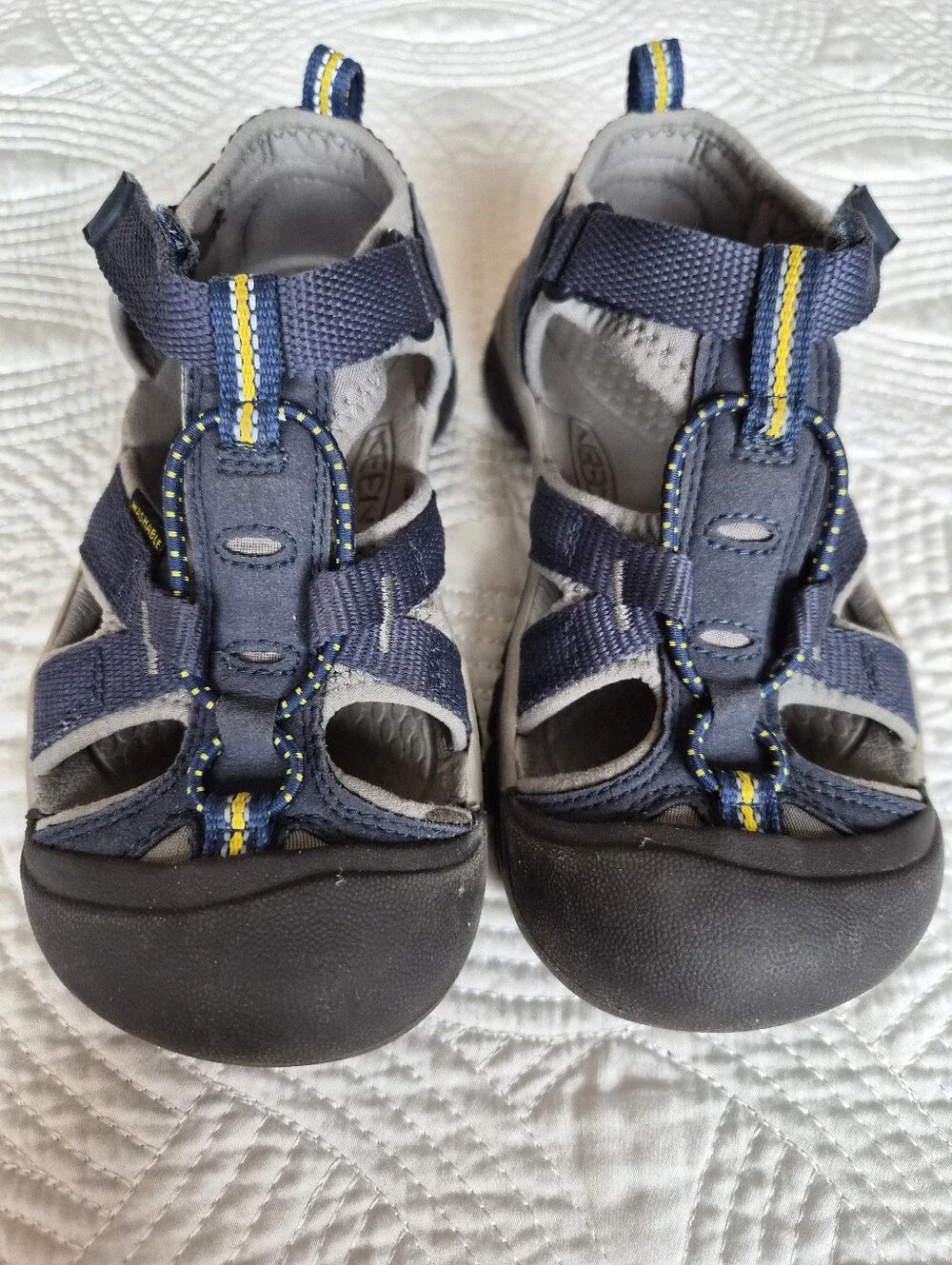 VGUC Keen Venice H2 Kid Navy Grey Boys 13 Waterproof